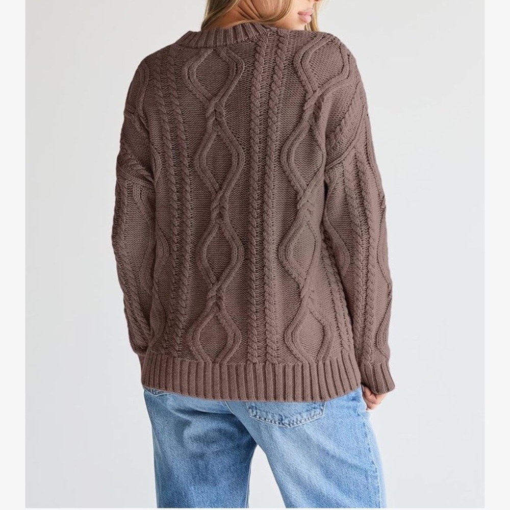 Sweater Cable Knit - Picture 2 of 5
